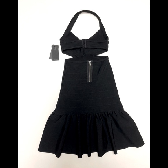 🎉Host Pick 🎉 BNWT Guess Dress - Picture 2 of 9